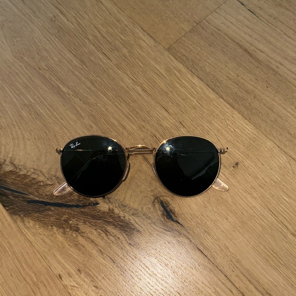 Ray-Ban Round Sunglasses